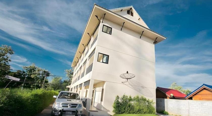 Hotel Saksuksmile 3*